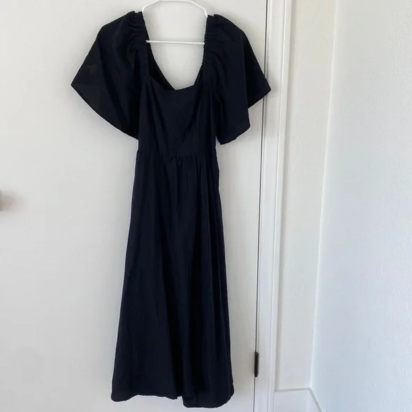 Dress - Picture 1 of 3